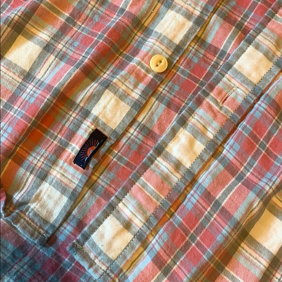 Faherty flannel - Picture 3 of 3